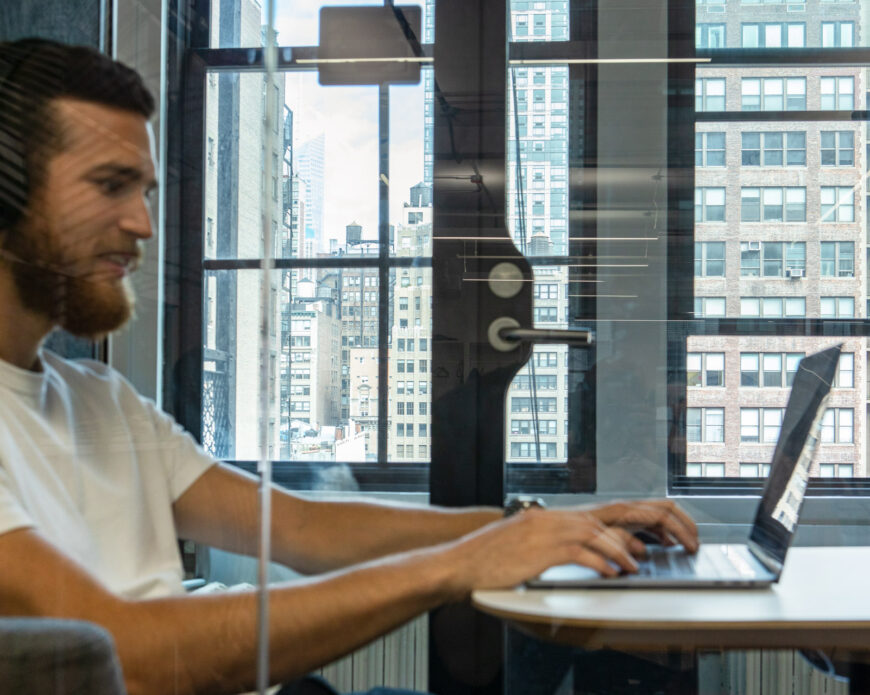 Smartly.io brand photos