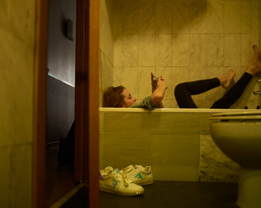 Valentina in Barcelona by Jussi Ratilainen